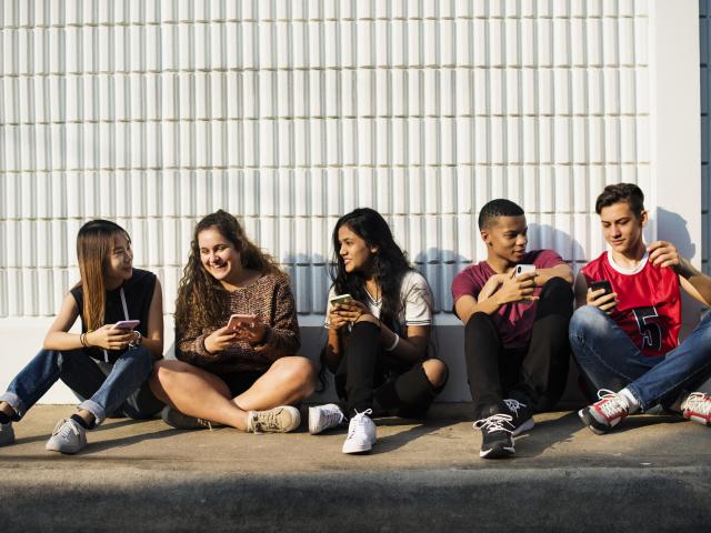 Jeunes et portable