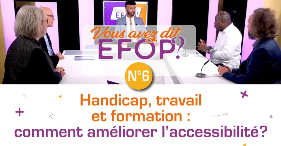 Les 4 participants au débat sur le plateau de télévision/